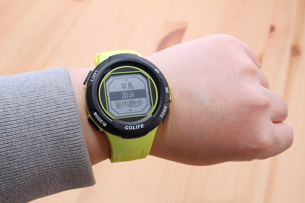 GOLiFE GoWatch 110i 超輕量智慧錶 玩出運動的樂趣